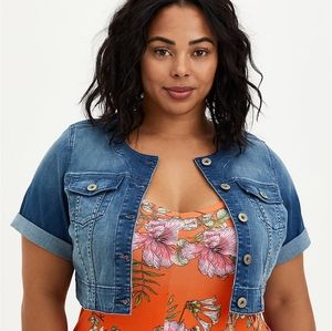 NWOT Torrid- Size 2 BLUE CROPPED DENIM JACKET